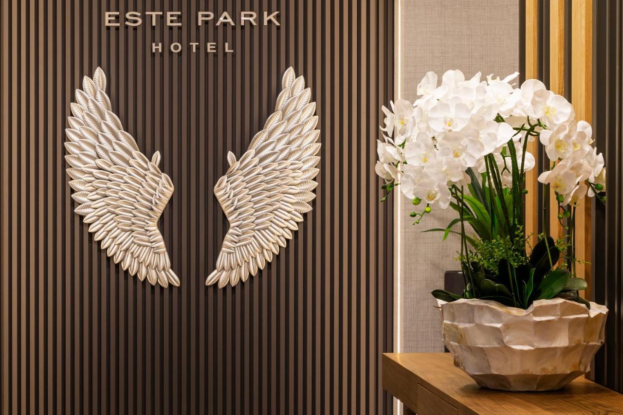 -- Este Park Hotel -- Part Of Urban Chic Luxury Design Hotels - Parking & Compliments - Next To Shopping & Dining Mall 플로브디프 외부 사진