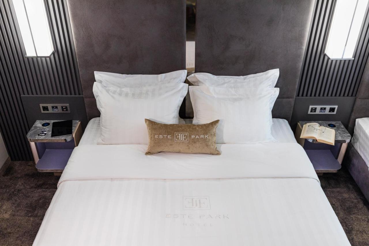 -- Este Park Hotel -- Part Of Urban Chic Luxury Design Hotels - Parking & Compliments - Next To Shopping & Dining Mall 플로브디프 외부 사진