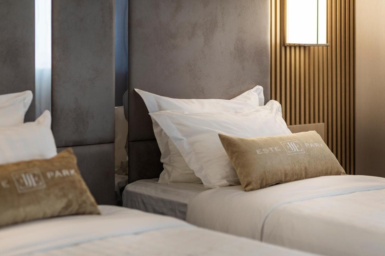 -- Este Park Hotel -- Part Of Urban Chic Luxury Design Hotels - Parking & Compliments - Next To Shopping & Dining Mall 플로브디프 외부 사진