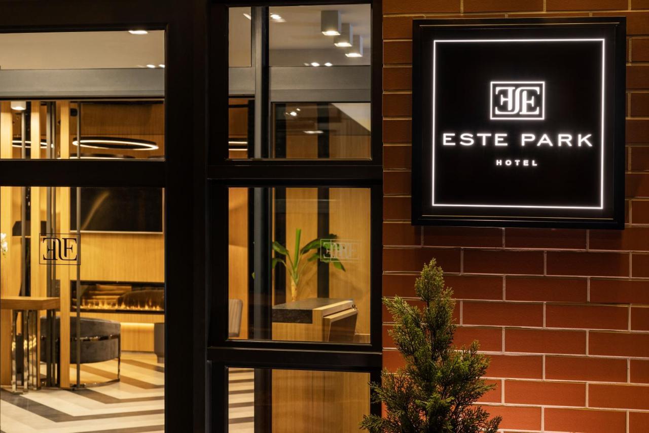 -- Este Park Hotel -- Part Of Urban Chic Luxury Design Hotels - Parking & Compliments - Next To Shopping & Dining Mall 플로브디프 외부 사진