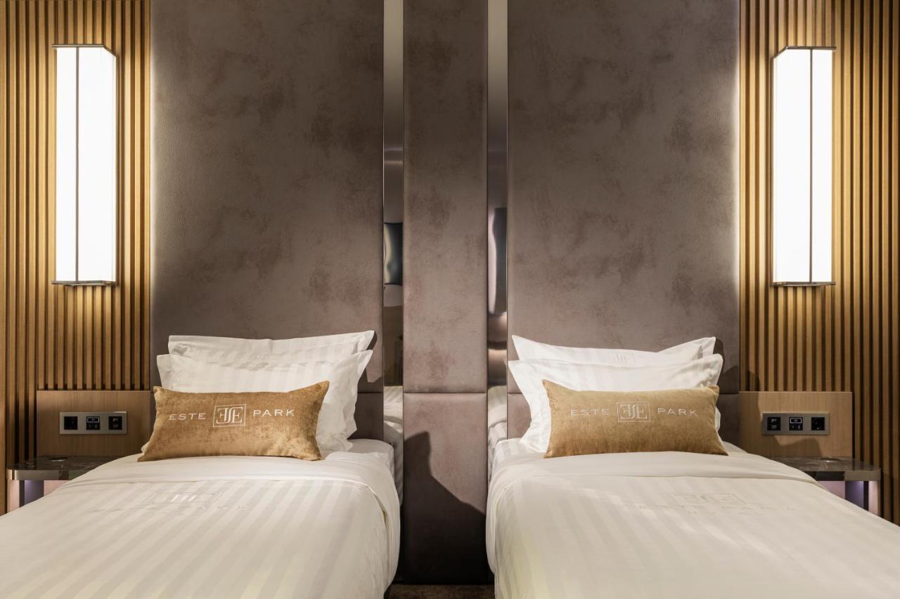 -- Este Park Hotel -- Part Of Urban Chic Luxury Design Hotels - Parking & Compliments - Next To Shopping & Dining Mall 플로브디프 외부 사진