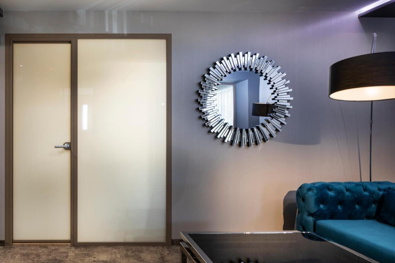 -- Este Park Hotel -- Part Of Urban Chic Luxury Design Hotels - Parking & Compliments - Next To Shopping & Dining Mall 플로브디프 외부 사진